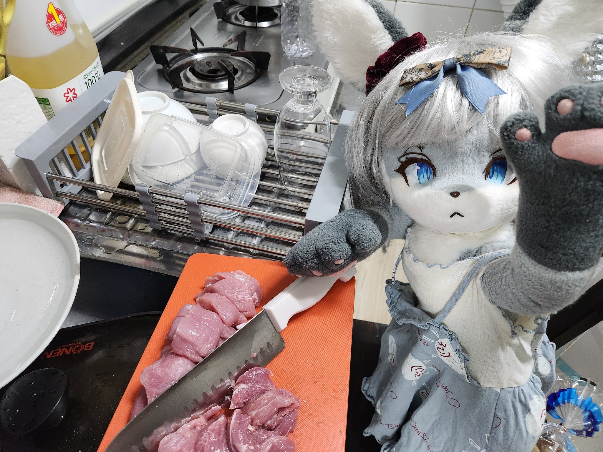 >A sex doll can't cook for you, get a real wo-